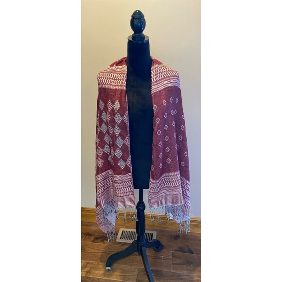West Loop Scarf Shawl Wrap Coverup Lightweight Distressed Aztec Fringed  Rust - Picture 4 of 11